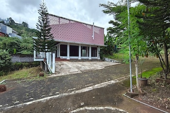 hotel o house of fosil syariah