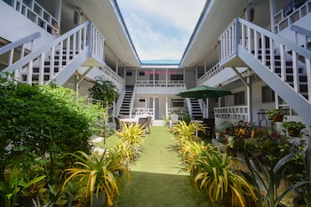 Boracay Morning Beach Resort,Near Boat Station 3,2 star
