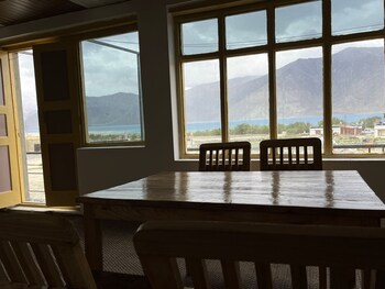 the hidden heaven cottage pangong