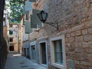 Vila Mama,Hvar>>Dugi Rat,4 star