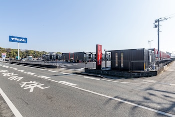 Hotel R9 The Yard Tachiarai,,2 star
