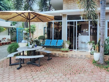 alejandros suites and venue