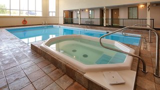 days inn by wyndham swift current