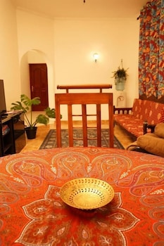 House Of Sincerity,,2 star