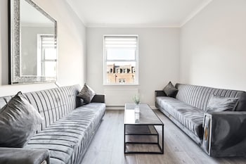luxury flat in central london