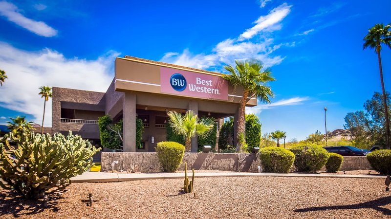best western innsuites phoenix hotel and suites
