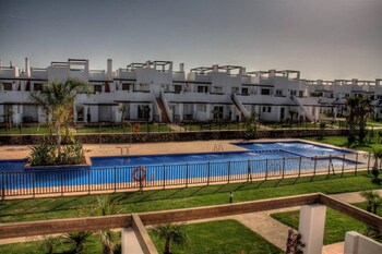 Condado De Alhama Apt-Pool-Park-Parking-Sleeps4,,3 star