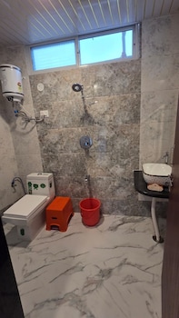 Hotel Srivastava Residency & Restaurant,,2 star