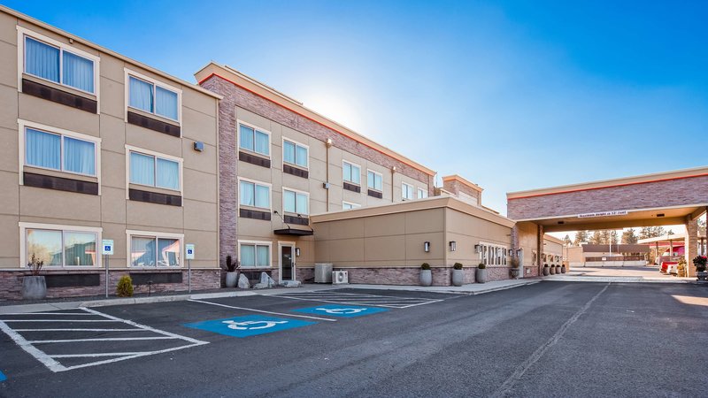 Best Western Plus Peppertree Airport Inn