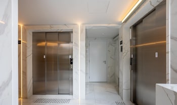 condo w rooftop pool 270m fr the metro jardins gabs