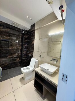hotel la sera