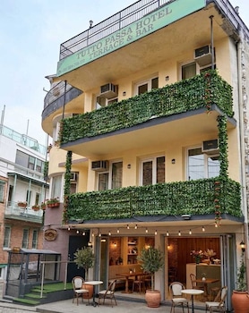 tutto passa hotel
