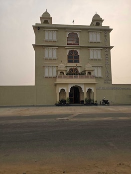 hotel shravan royal inn