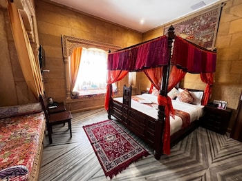 Hotel Unique Heritage,,3 star