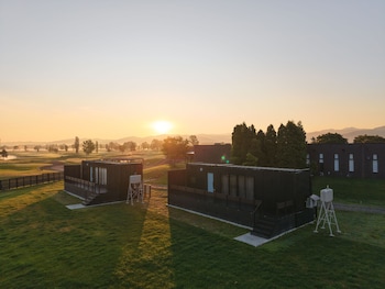 Hokkaido Zen Cabin,,2 star
