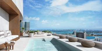 miami vacation rentals district 225