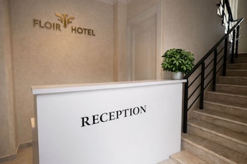 shkoder city center floir hotel