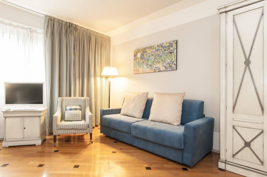 Milan Royal Suites,Lombardy>>Central Station,0 star