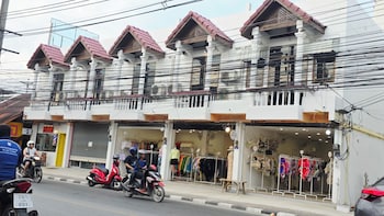sup hometel phuket