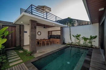 Alima Villa Ubud,,4 star
