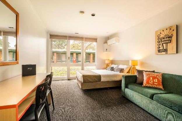 Burvale Hotel,Mitcham>>Melbourne,3 star