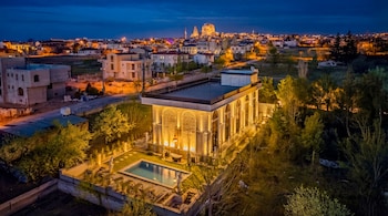 white mansion cappadocia