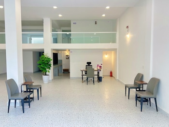 a z hotel phnom penh