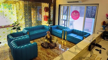 Hotel Rajwada Palace,,2 star
