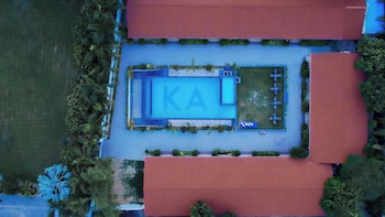Hotel Kashi Anandam Spiritual & Wellness,,2 star