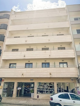 hotel 13 de outubro by umbral