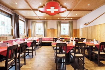 Hotel-Restaurant Dechbettener Hof,,0 star