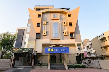 fabhotel br green