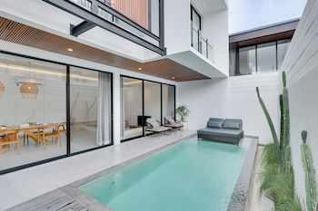 Villa Rhys - Canggu,,4 star