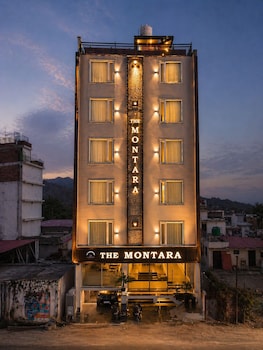 hotel the montara near ganga ghat