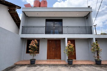 Malakai Villa Pangalengan,,2 star