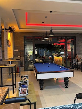 hoi an hostel and bar