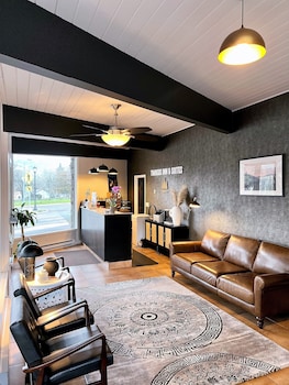 timbers inn and suites