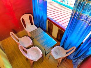 The Kunwar Heritage Inn,,2 star