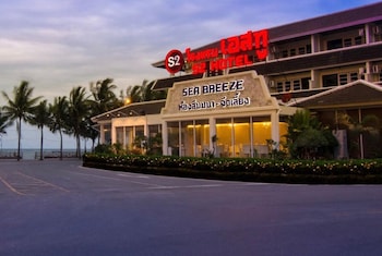 s2 hotel
