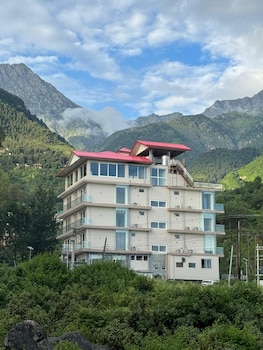 manuni inn khanyara rd