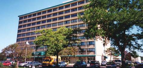 Ramada Hotel & Conference Center By Wyndham Plymouth