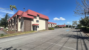 Tacoma Port Inn Fife I-5,,3 star