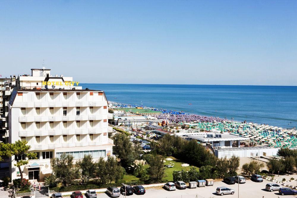 hotel city beach resort