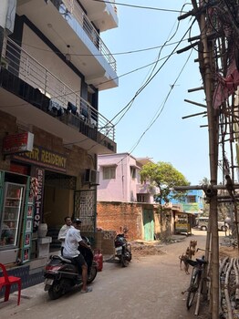 Gopal Bhawan,,2 star