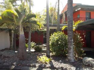 Currimundi Hotel Motel,Caloundra>>Battery Hill,2.5 star
