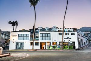 Bellanca Hotel,Near Catalina Island Museum,3 star