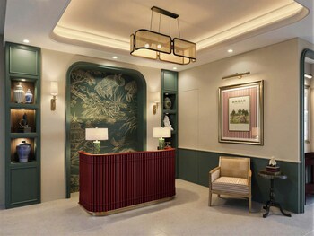 lovera signature hotel