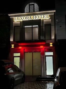 luxora hotel