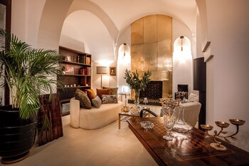 riad anaqa