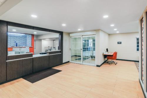 candlewood suites topeka west by ihg